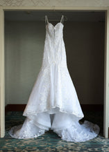 Load image into Gallery viewer, eve of milady &#39;4377&#39; wedding dress size-12 PREOWNED
