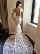 Load image into Gallery viewer, Berta &#39;Ivory Lace 16-102&#39; size 4 new wedding dress back view on model
