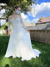 Load image into Gallery viewer, Wtoo &#39;Miles&#39; wedding dress size-10 NEW
