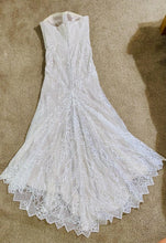 Load image into Gallery viewer, Vagabond Bridal &#39;Astral&#39; wedding dress size-10 NEW
