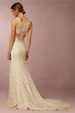 Load image into Gallery viewer, BHLDN &#39;Petra&#39; size 0 used wedding dress back view on model
