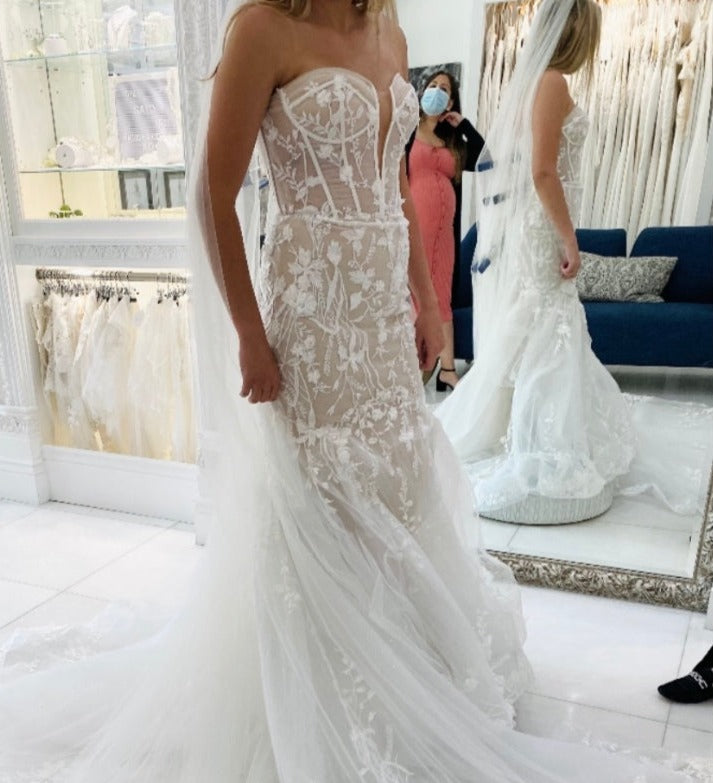 Calla Blanche '121237' wedding dress size-10 NEW