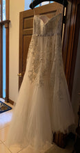 Load image into Gallery viewer, Reem Acra &#39;Dreamy&#39; size 12 used wedding dress back view on hanger
