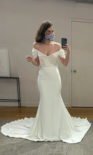 Load image into Gallery viewer, Sarah Seven &#39;Blake Dress with Jack Train&#39; wedding dress size-02 PREOWNED
