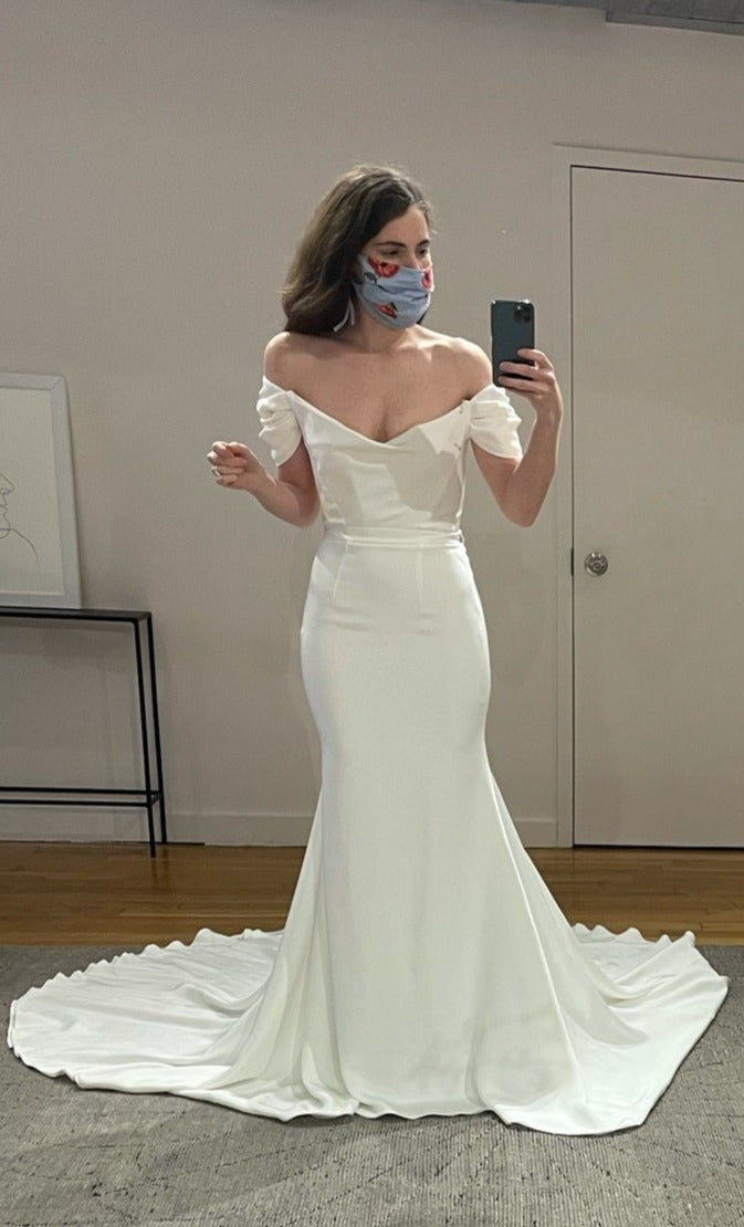 Sarah Seven 'Blake Dress with Jack Train' wedding dress size-02 PREOWNED