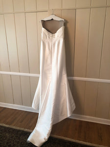 Anne Barge 'Bisous' wedding dress size-14 NEW
