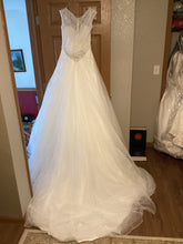 Load image into Gallery viewer, Sophia Tolli &#39;Y21517&#39; wedding dress size-12 NEW
