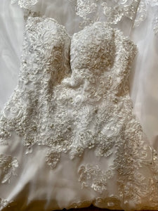 Jewel '7V3836' wedding dress size-02 PREOWNED