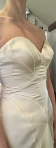 Matthew Christopher 'Vivian' size 6 new wedding dress front view on bride