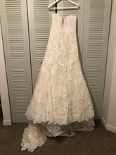 Load image into Gallery viewer, Pronovias &#39;Onia&#39; size 6 new wedding dress front view on hanger
