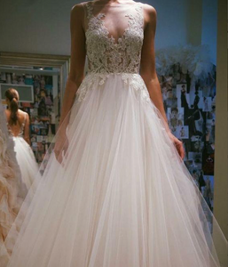 Lazaro '3607' size 0 used wedding dress front view on model