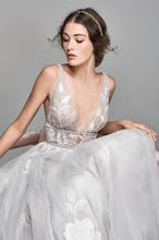 Load image into Gallery viewer, Watters &#39;Galatea&#39;  size 0 new wedding dress front view close up on model
