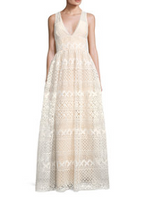 Load image into Gallery viewer, BHLDN &#39;Teagan&#39; size 8 new wedding dress front view on model
