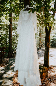 Oleg Cassini 'CWG765' wedding dress size-04 NEW