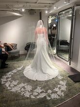 Load image into Gallery viewer, Jenny Yoo &#39;63654008&#39; wedding dress size-08 NEW

