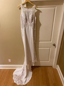 Casablanca '2390 Shoshanna' wedding dress size-10 PREOWNED