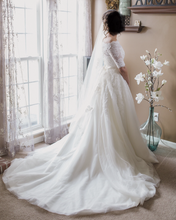Load image into Gallery viewer, A Bride&#39;s Design &#39;Alexa&#39;
