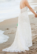 Load image into Gallery viewer, Casablanca &#39;2072&#39; wedding dress size-04 PREOWNED
