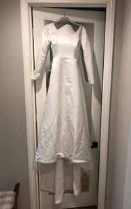 Visions '70003-712' wedding dress size-04 PREOWNED