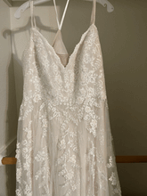 Load image into Gallery viewer, Melissa Sweet &#39;Tule Bead Lace Aline&#39; wedding dress size-12 NEW
