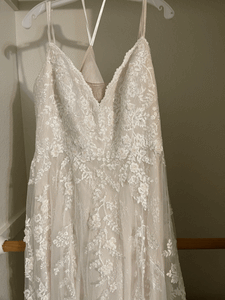 Melissa Sweet 'Tule Bead Lace Aline' wedding dress size-12 NEW