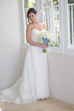 Load image into Gallery viewer, Marisa &#39;Millie&#39; wedding dress size-04 PREOWNED
