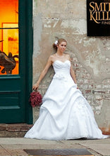 Load image into Gallery viewer, Jacquelin exclusive &#39;19855&#39; wedding dress size-02 PREOWNED
