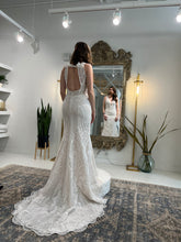 Load image into Gallery viewer, Kitty Chen &#39;Lena&#39; wedding dress size-04 SAMPLE
