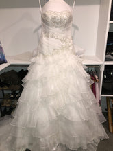Load image into Gallery viewer, David&#39;s Bridal &#39;WG3453&#39;
