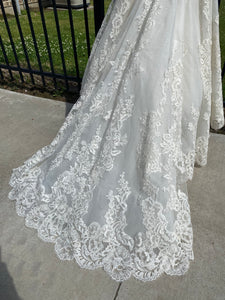 Enzoani 'Dakota' wedding dress size-02 PREOWNED