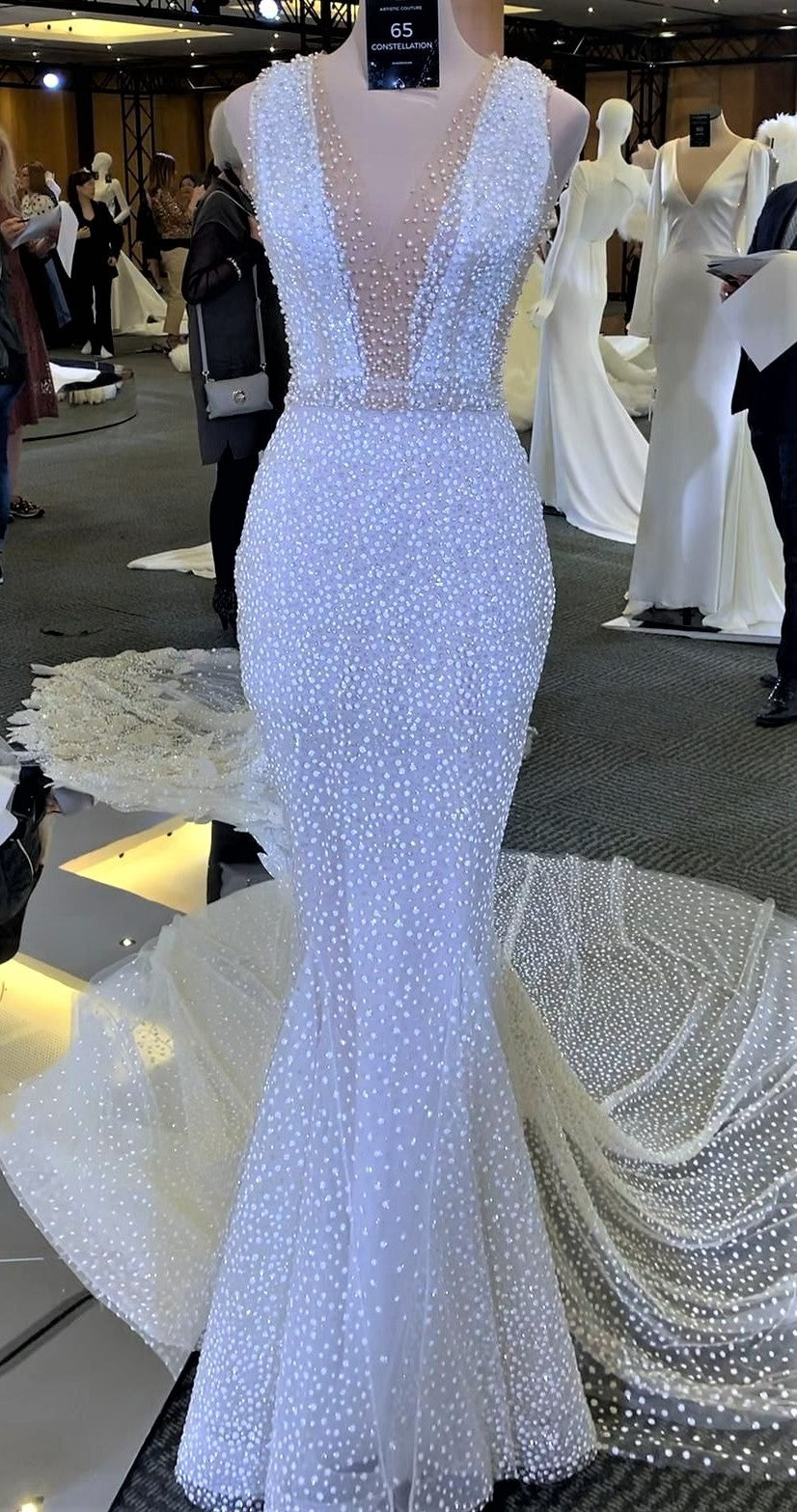Pronovias 'Atelier constellation ' wedding dress size-02 NEW