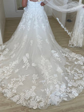 Load image into Gallery viewer, Allure Bridals &#39;C603&#39;
