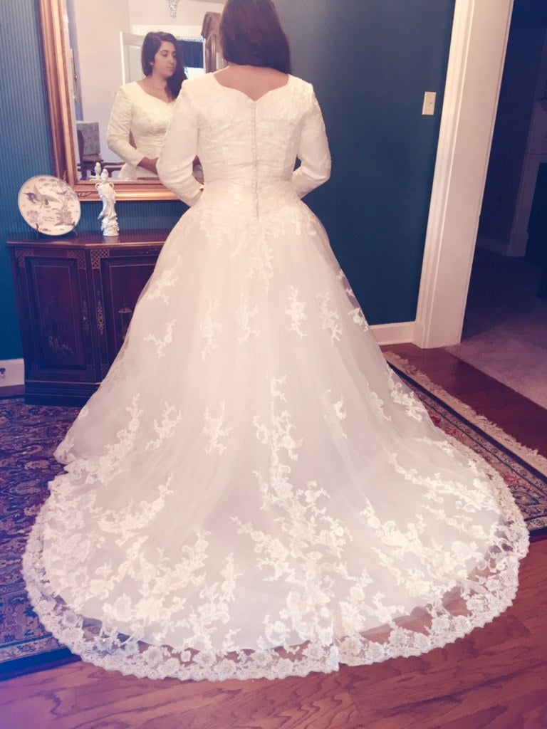 Latter-Day Bride 'Augustina' wedding dress size-14 NEW