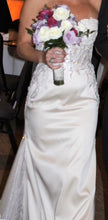Load image into Gallery viewer, Casablanca &#39;Beloved By Casablanca style BL224 Confidence &#39; wedding dress size-04 PREOWNED
