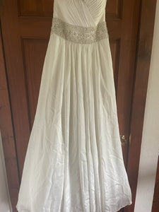 Essense of Australia 'D996' wedding dress size-06 PREOWNED