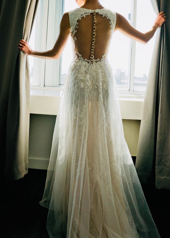 Galina Signature 'SWG722' size 0 used wedding dress back view on bride