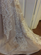 Load image into Gallery viewer, Oleg Cassini &#39;Champagne&#39; size 4 new wedding dress view of train
