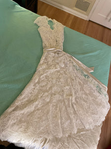 Exclusive Bridals by Allure 'Style No: 2455' wedding dress size-04 NEW