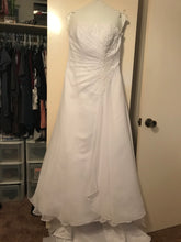 Load image into Gallery viewer, Davids Bridal &#39;Drape A-Line&#39; size 10 used wedding dress front view on hanger
