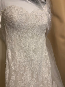 Lazaro 'Mermaid ' wedding dress size-04 PREOWNED