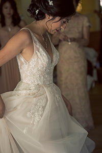 Monique Lhuillier 'BL18109' wedding dress size-02 PREOWNED