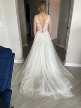 Load image into Gallery viewer, Jenny Yoo &#39;A-line&#39; wedding dress size-06 PREOWNED
