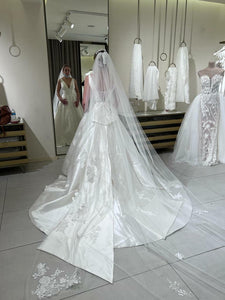 Pronovias 'Fernanda' wedding dress size-04 NEW