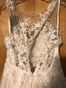 David Tutera for Mon Cheri 'Classic' size 4 used wedding dress back view on hanger