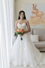 Load image into Gallery viewer, sophia tolli &#39;Y11866&#39; wedding dress size-10 PREOWNED
