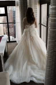 Lazaro '3862 Rita' wedding dress size-06 PREOWNED