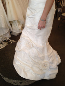 Paula Varsalona '7307' wedding dress size-02 NEW