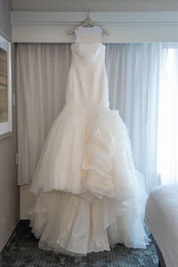 Vera Wang '35100160' wedding dress size-06 PREOWNED