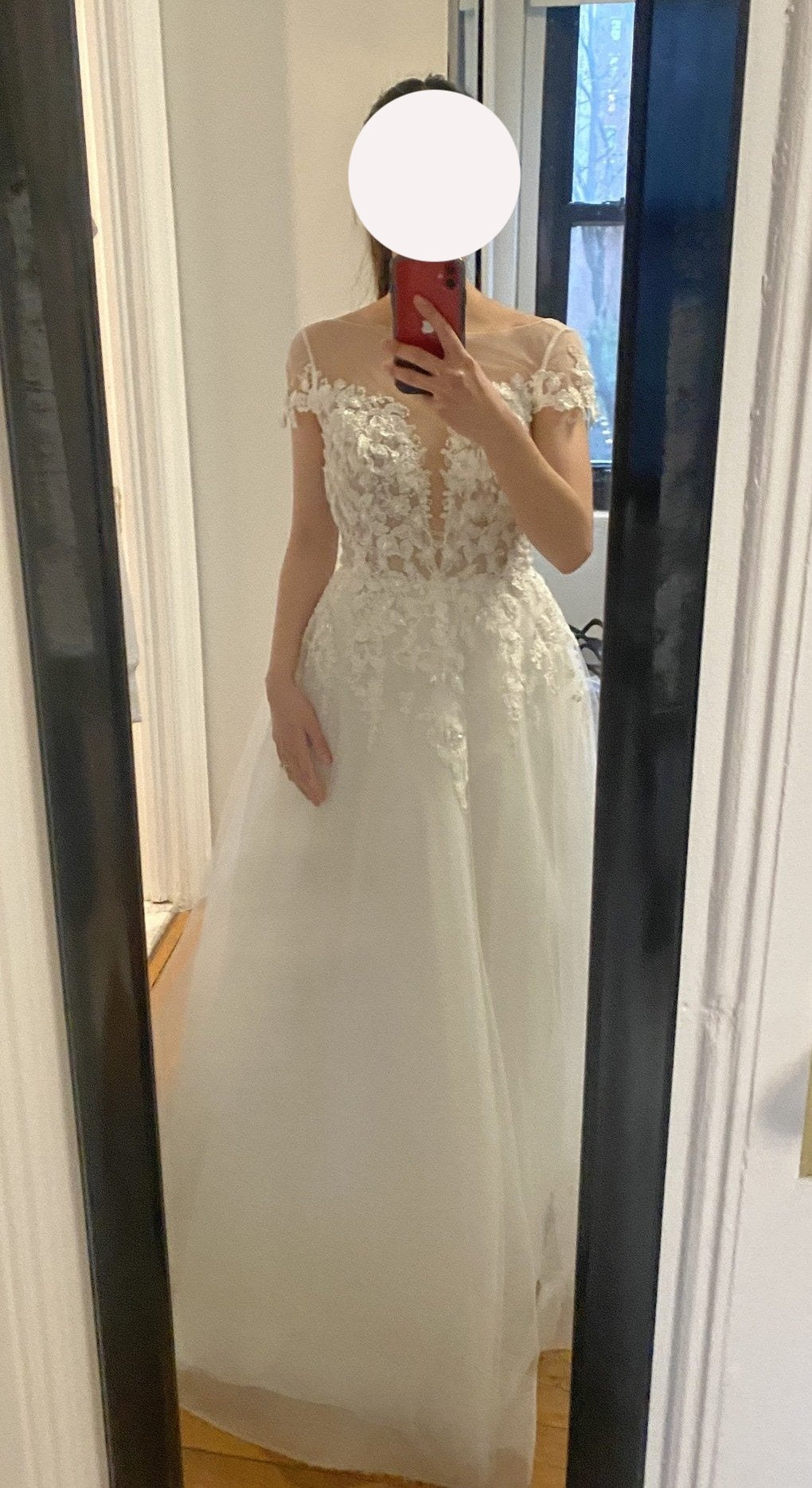 Michelle Roth 'Kenzie' wedding dress size-04 SAMPLE