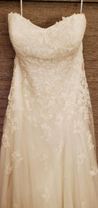 Ellis Bridal '12244A' wedding dress size-16 NEW
